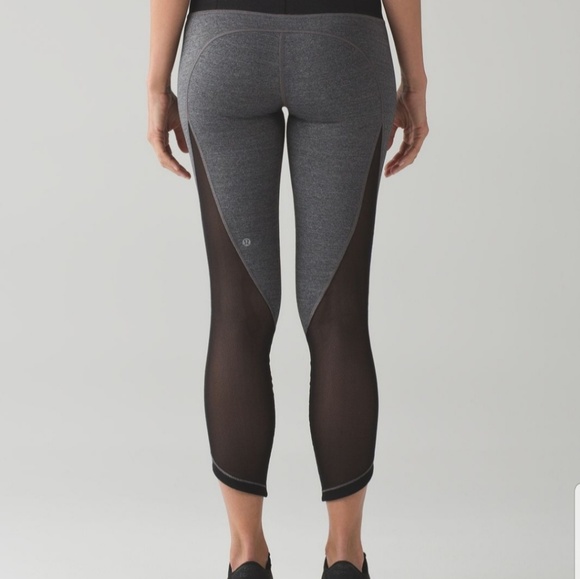 Lululemon Run Around Tight Size 4 - Picture 1 of 8